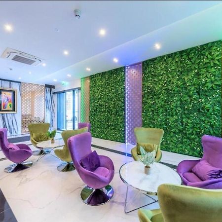 Hotel Business Bay Das Ehemalige Staycation Hotel Sindelfingen Bagian luar foto