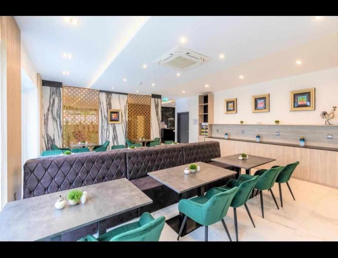 Hotel Business Bay Das Ehemalige Staycation Hotel Sindelfingen Bagian luar foto