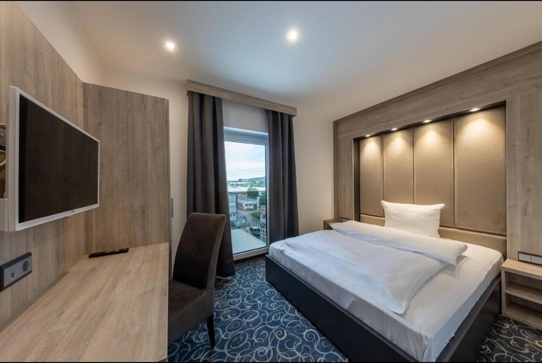 Hotel Business Bay Das Ehemalige Staycation Hotel Sindelfingen Bagian luar foto