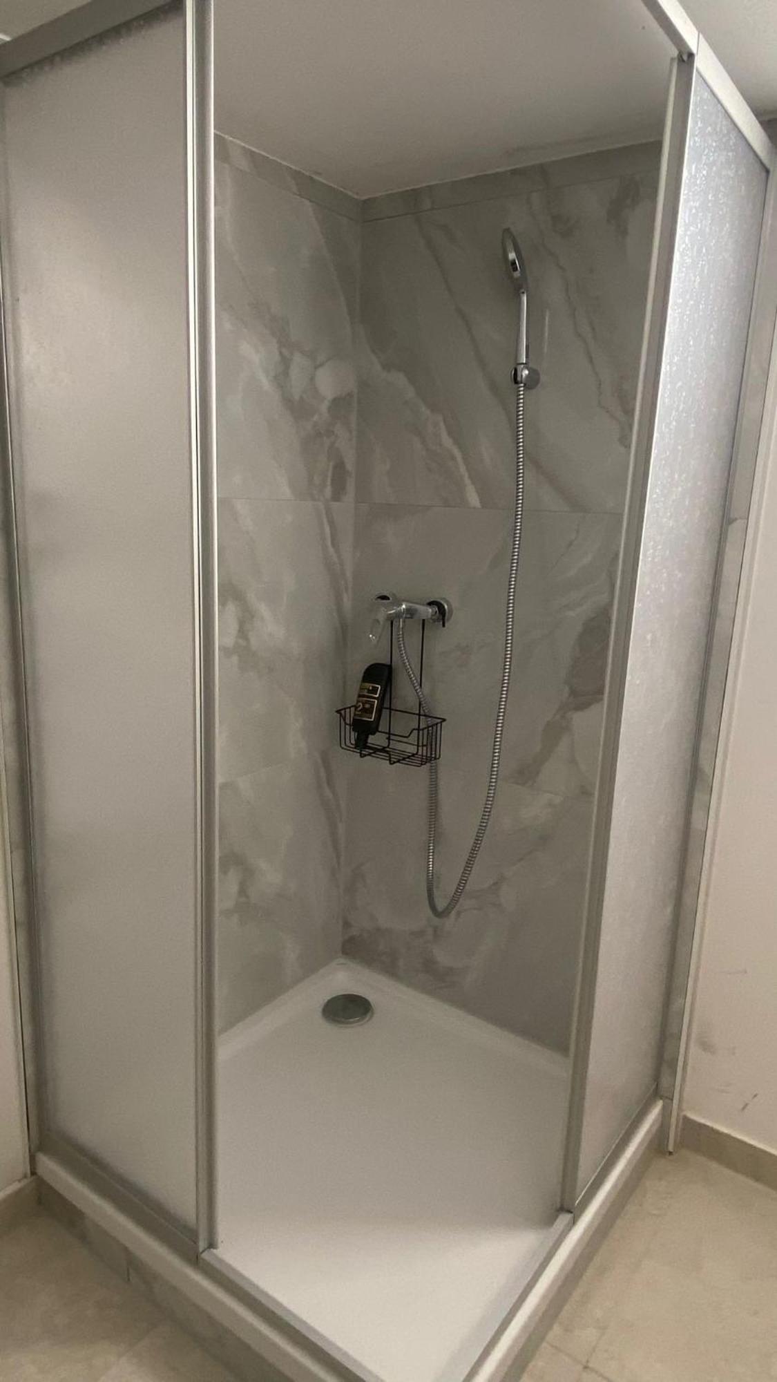 Hotel Business Bay Das Ehemalige Staycation Hotel Sindelfingen Bagian luar foto